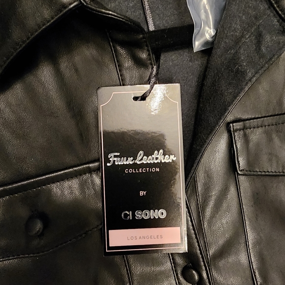 CI Sonno black faux leather button up top. - Picture 4 of 6